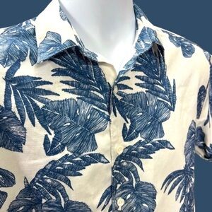 Cafe Luna Mens Size Small Hawaiian Button-Front Shirt Short Sleeve Blue & White